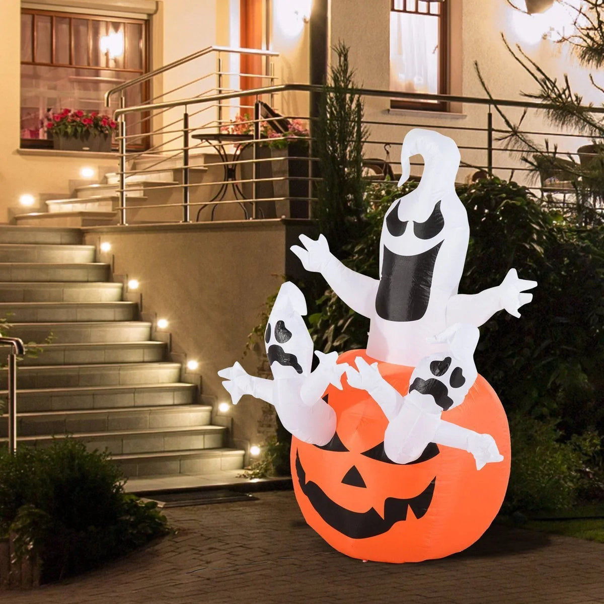 Inflatable Decoration LED-Lit Built-In Pump Weather-Resistant Fabric
