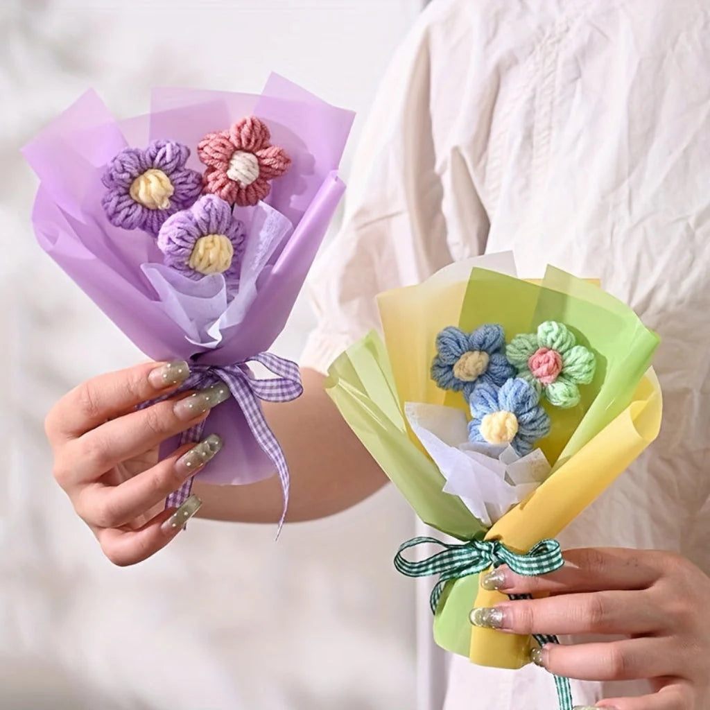 Mini Bouquet Artificial Pre-Wrapped & Gift-Ready