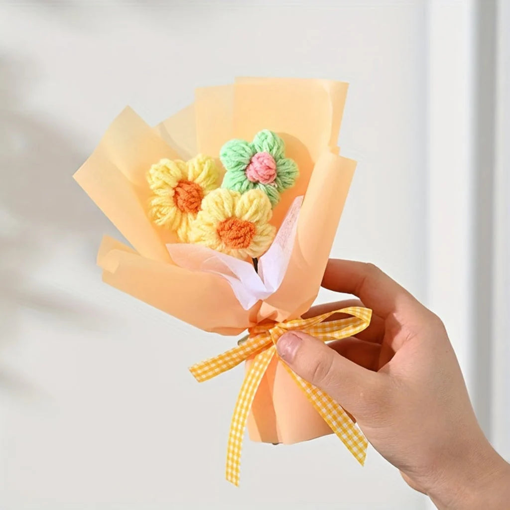 Mini Bouquet Artificial Pre-Wrapped & Gift-Ready