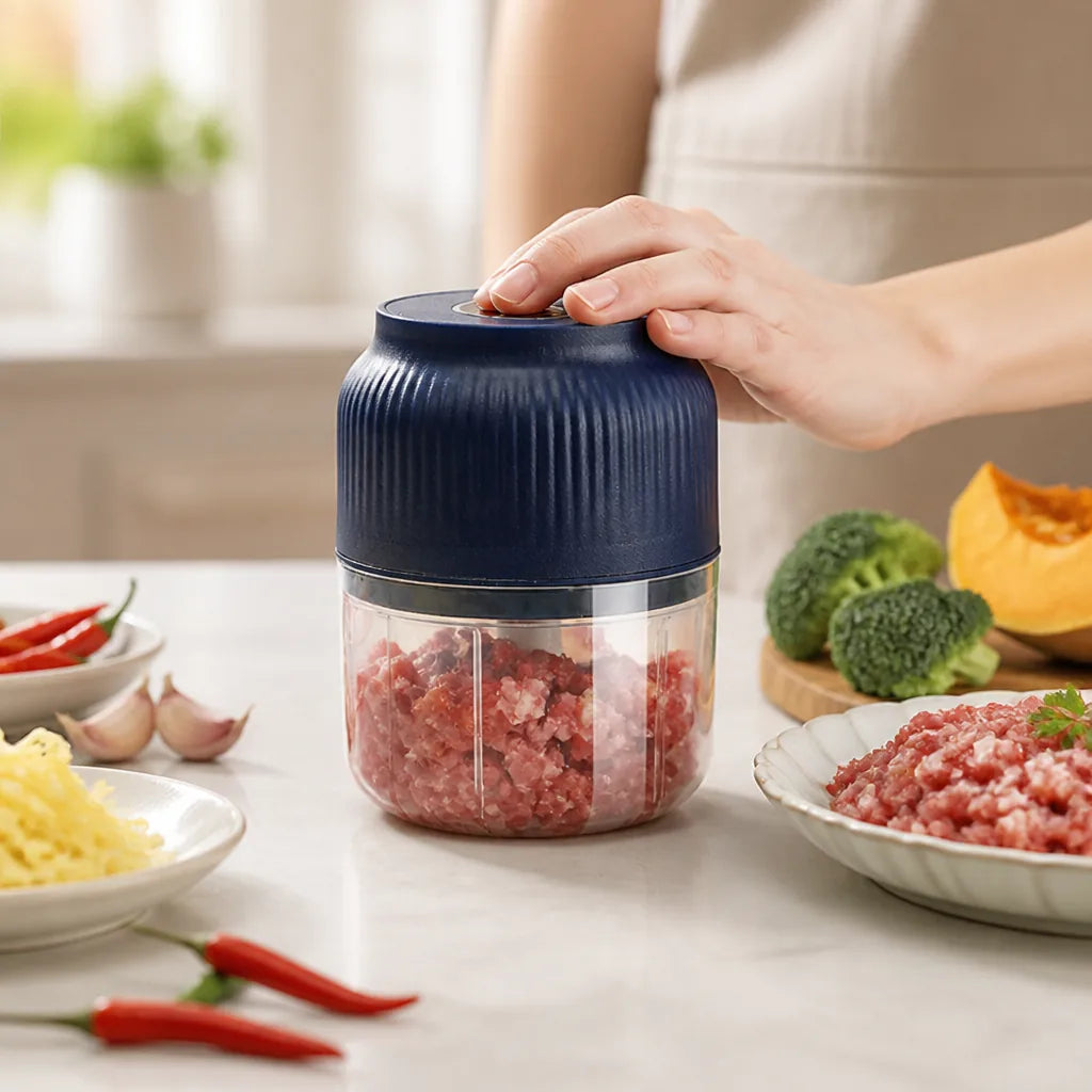 Mini Food Chopper USB Rechargeable 300ml Stainless Steel Blades