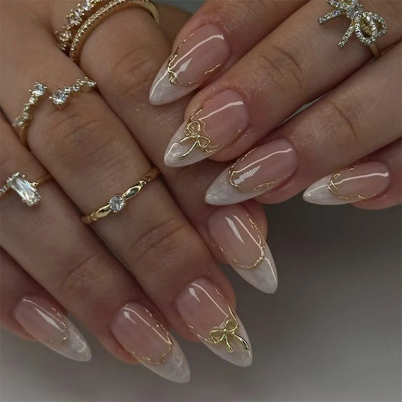Nail Art Gold Accents & Easy Application