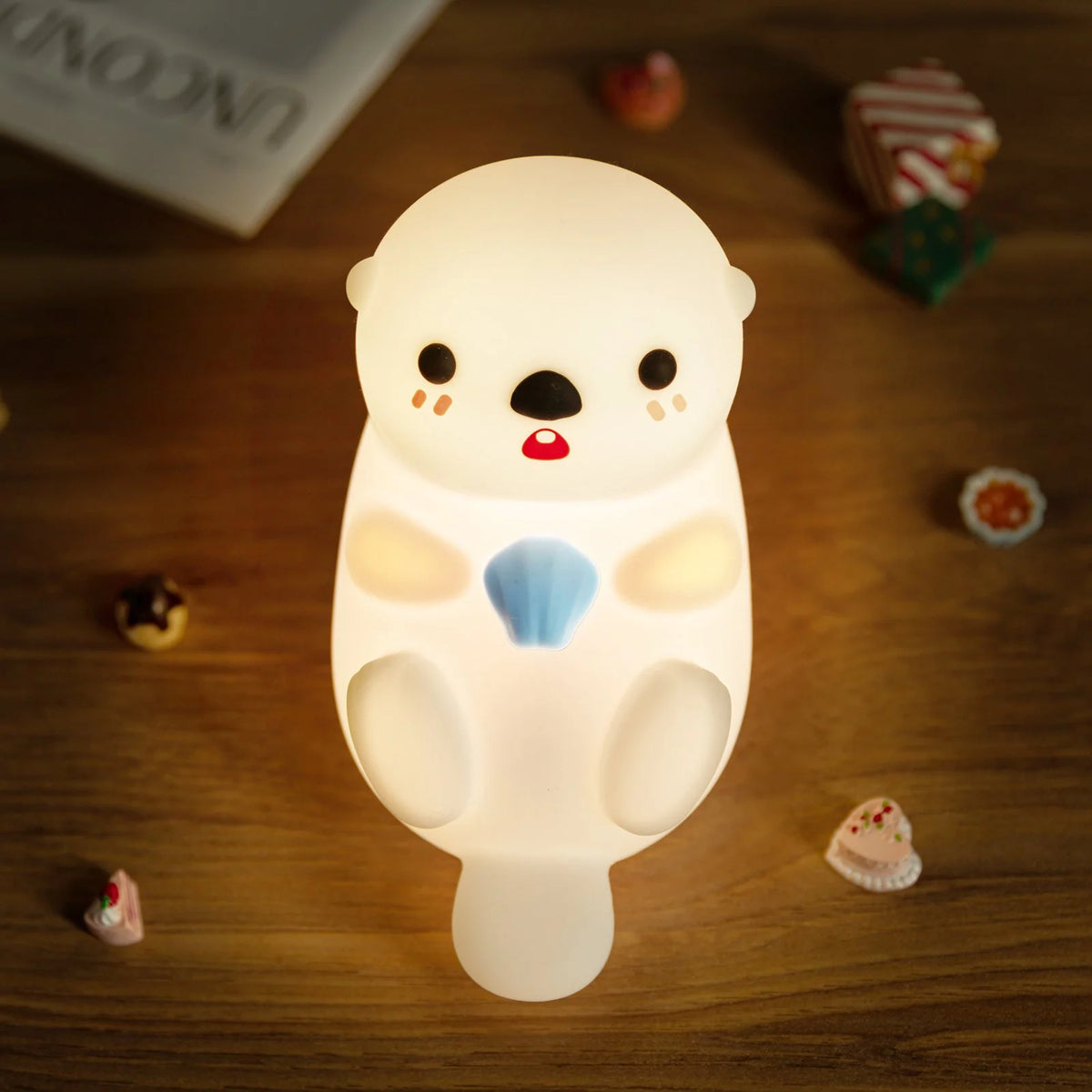 Night Light Otter Design Tap-Controlled Silicone Exterior