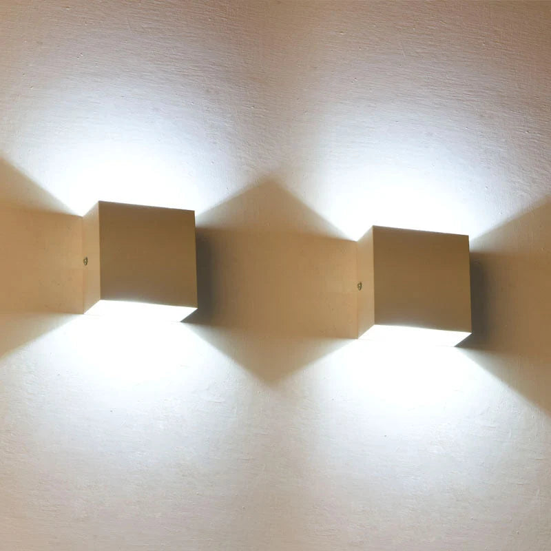 Outdoor LED Wall Light Adjustable IP65 Waterproof