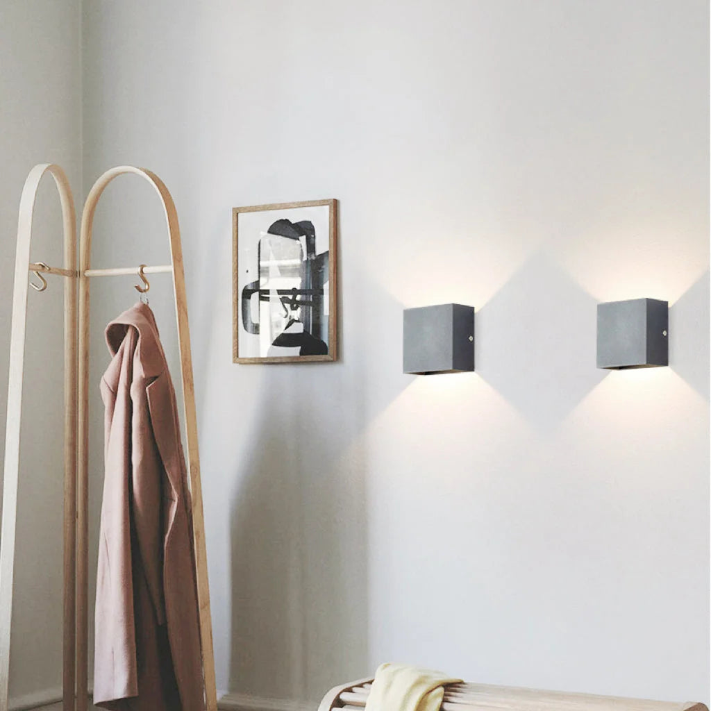 Outdoor LED Wall Light Adjustable IP65 Waterproof