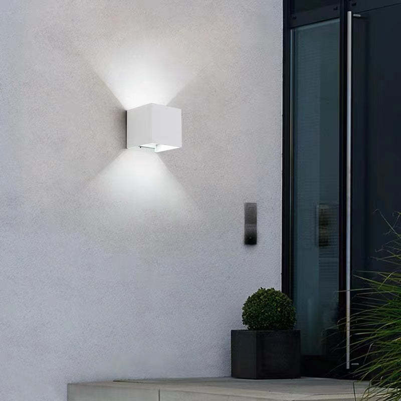 Outdoor LED Wall Light Adjustable IP65 Waterproof