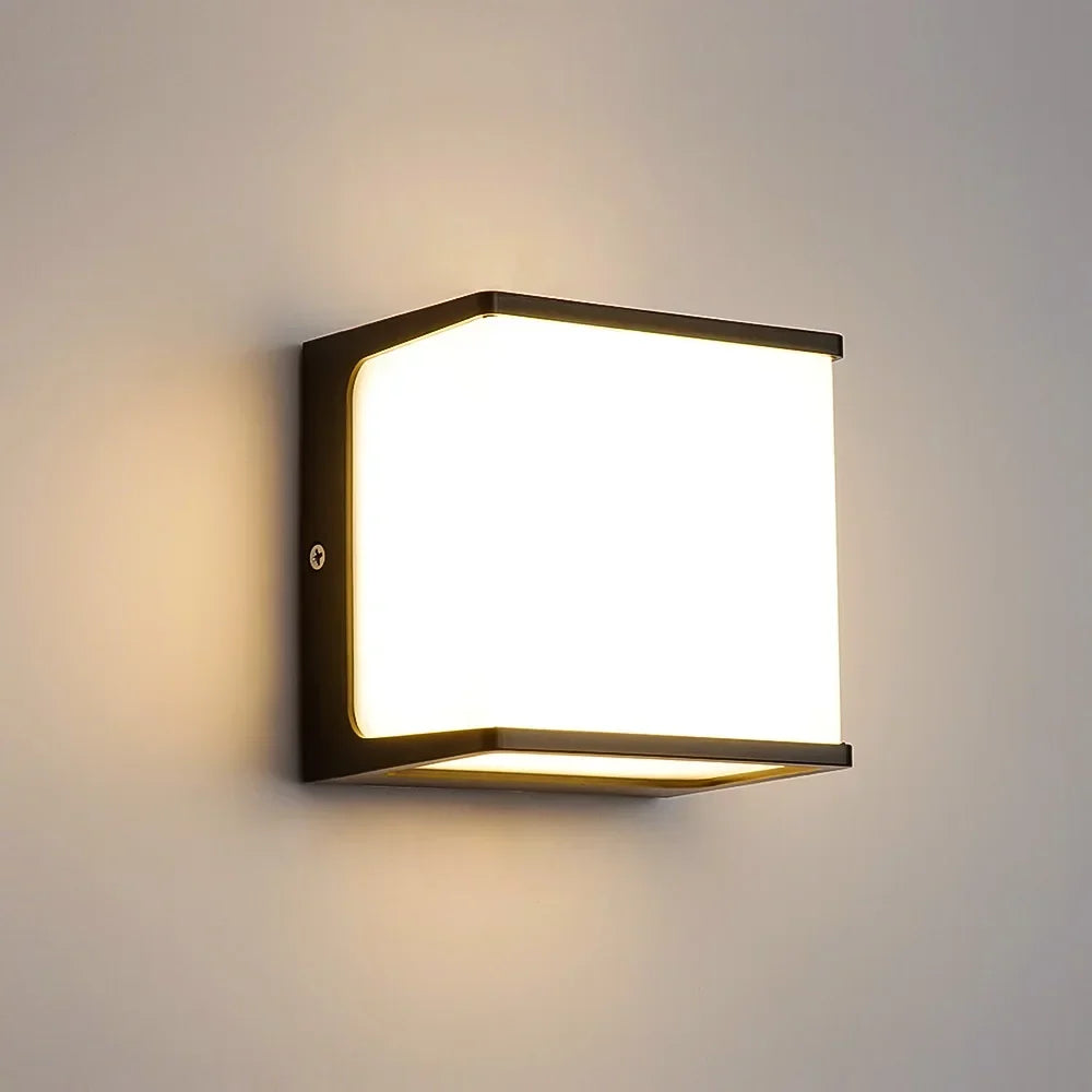 Outdoor Wall Light Cube Top & Bottom Beams Sealed