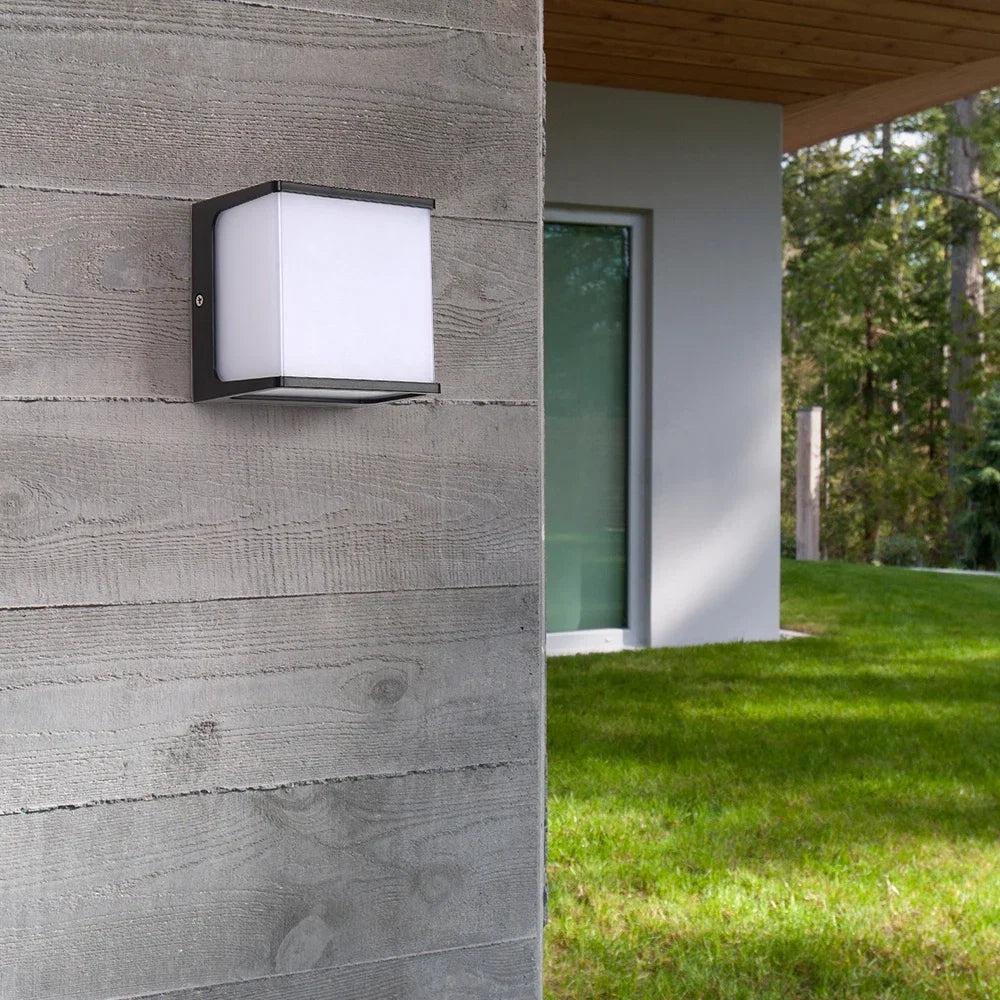 Outdoor Wall Light Cube Top & Bottom Beams Sealed