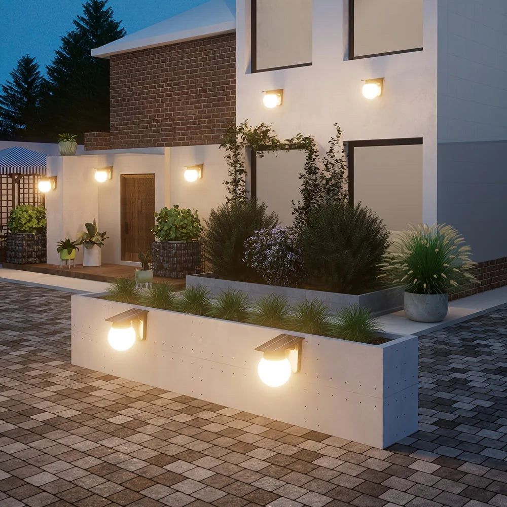 Outdoor Wall Light Solar-Powered & Dimmable