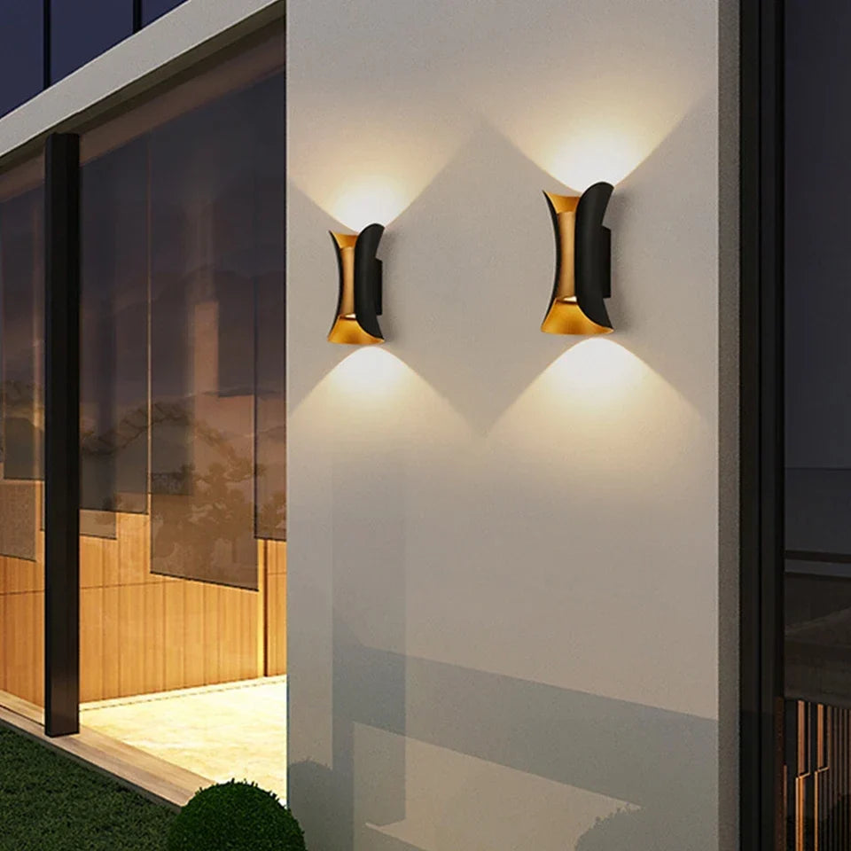 Outdoor Wall Light Weather-Rated Integrated LED