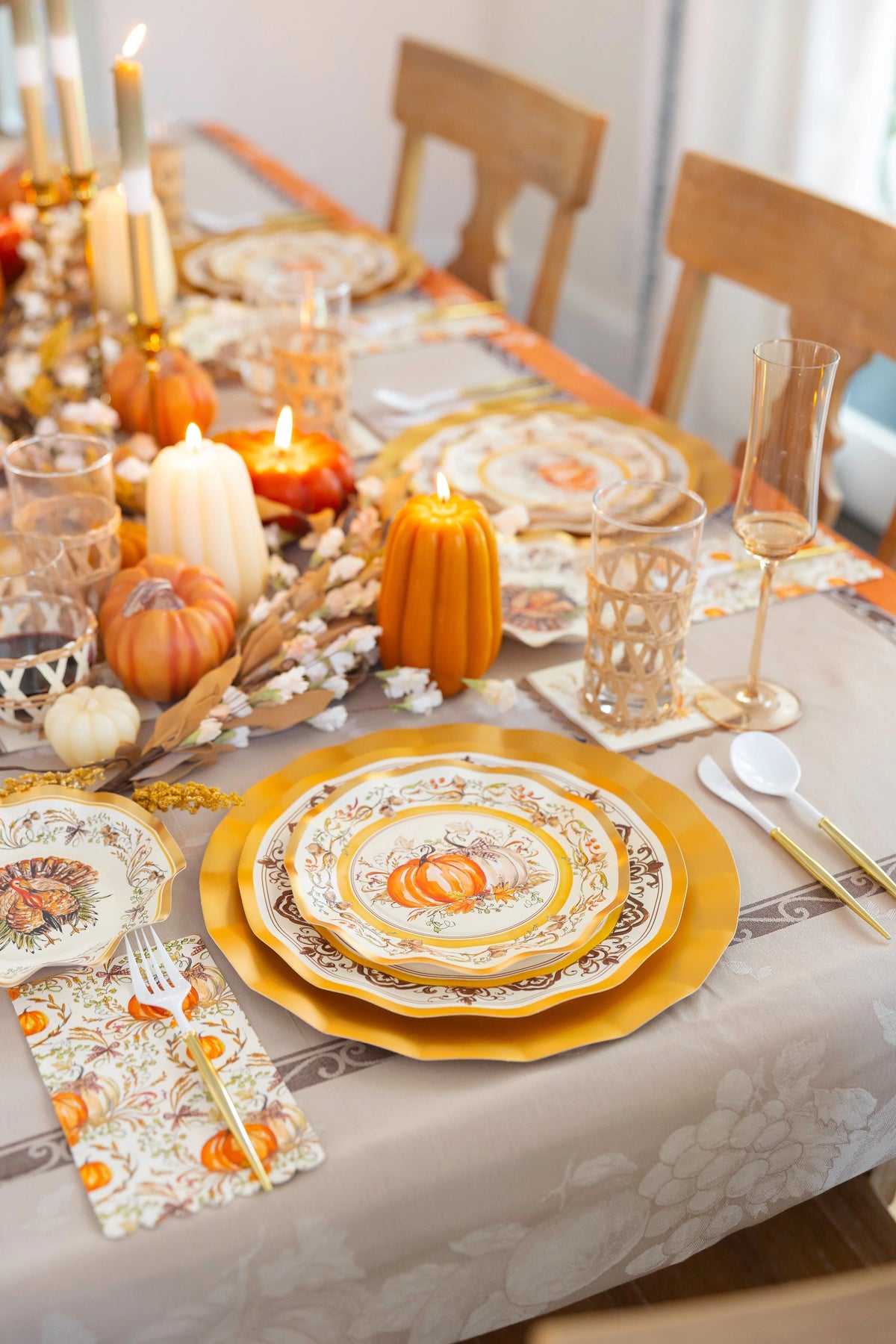 Paper Plates Heavy-Duty Harvest Design Gold Accents