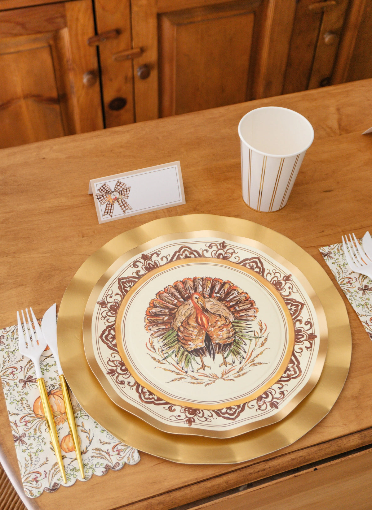 Paper Plates Heavy-Duty Harvest Design Gold Accents