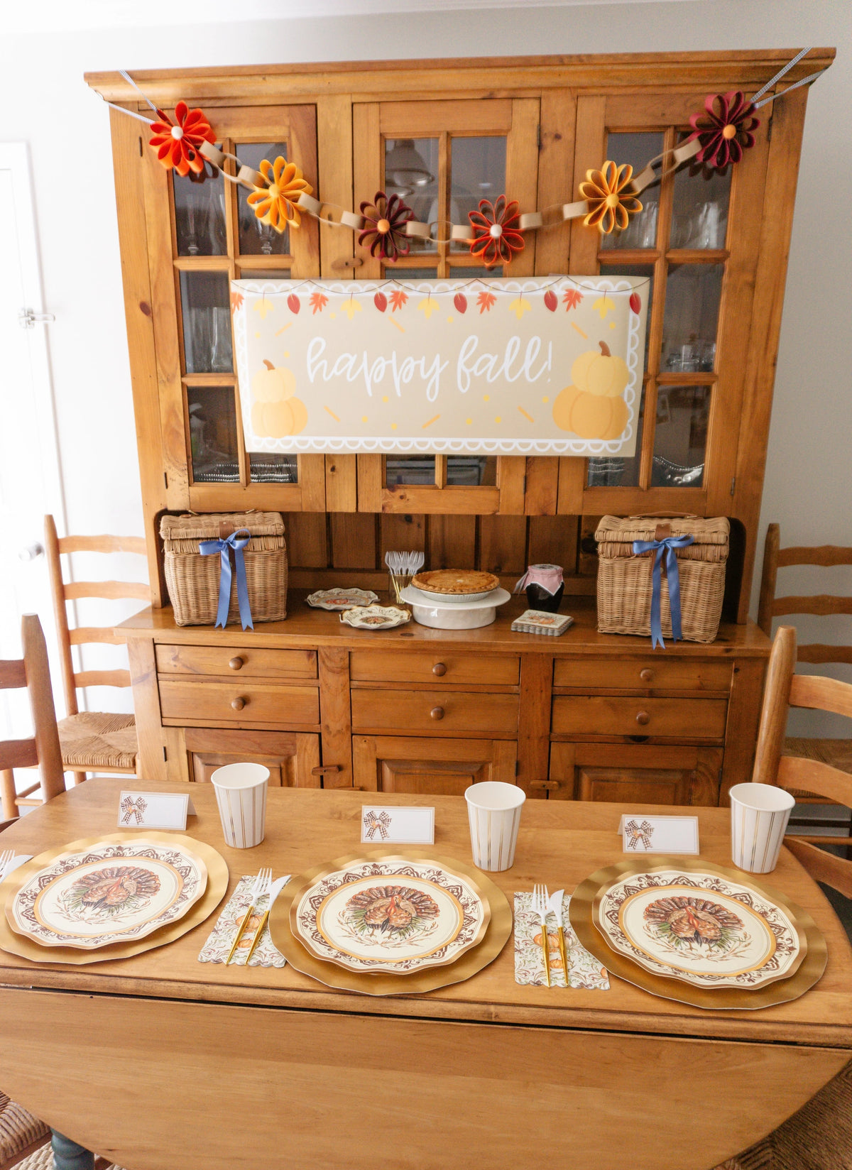 Paper Plates Heavy-Duty Harvest Design Gold Accents