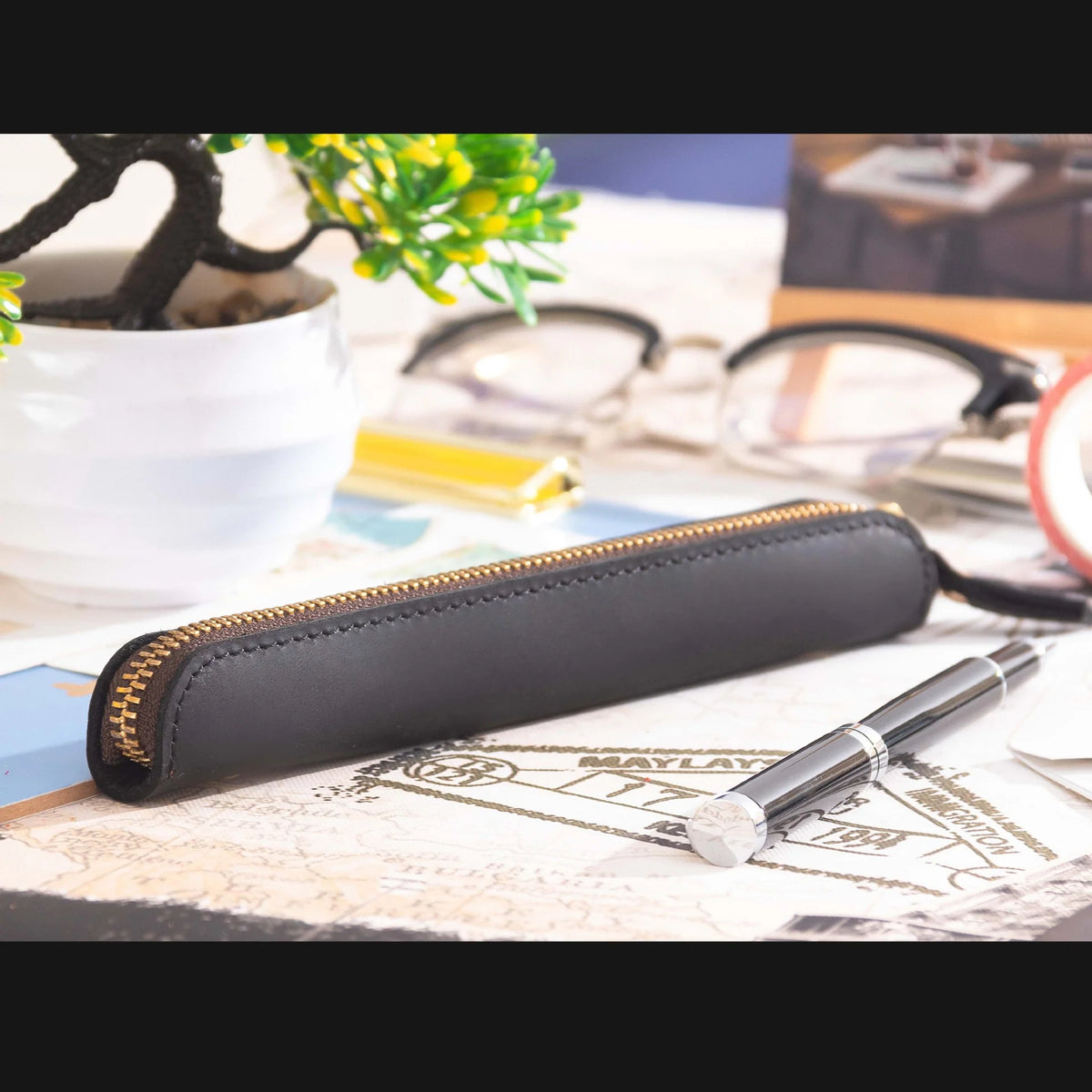 Pencil Case Genuine Leather Zipper Closure Compact Design