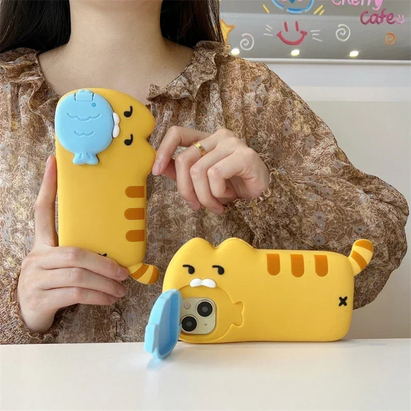 Phone Case Silicone Raised Cat Design With Removable Fish Detail