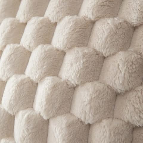 Pillowcase 3D Plush Grid Machine Washable With Concealed Zipper