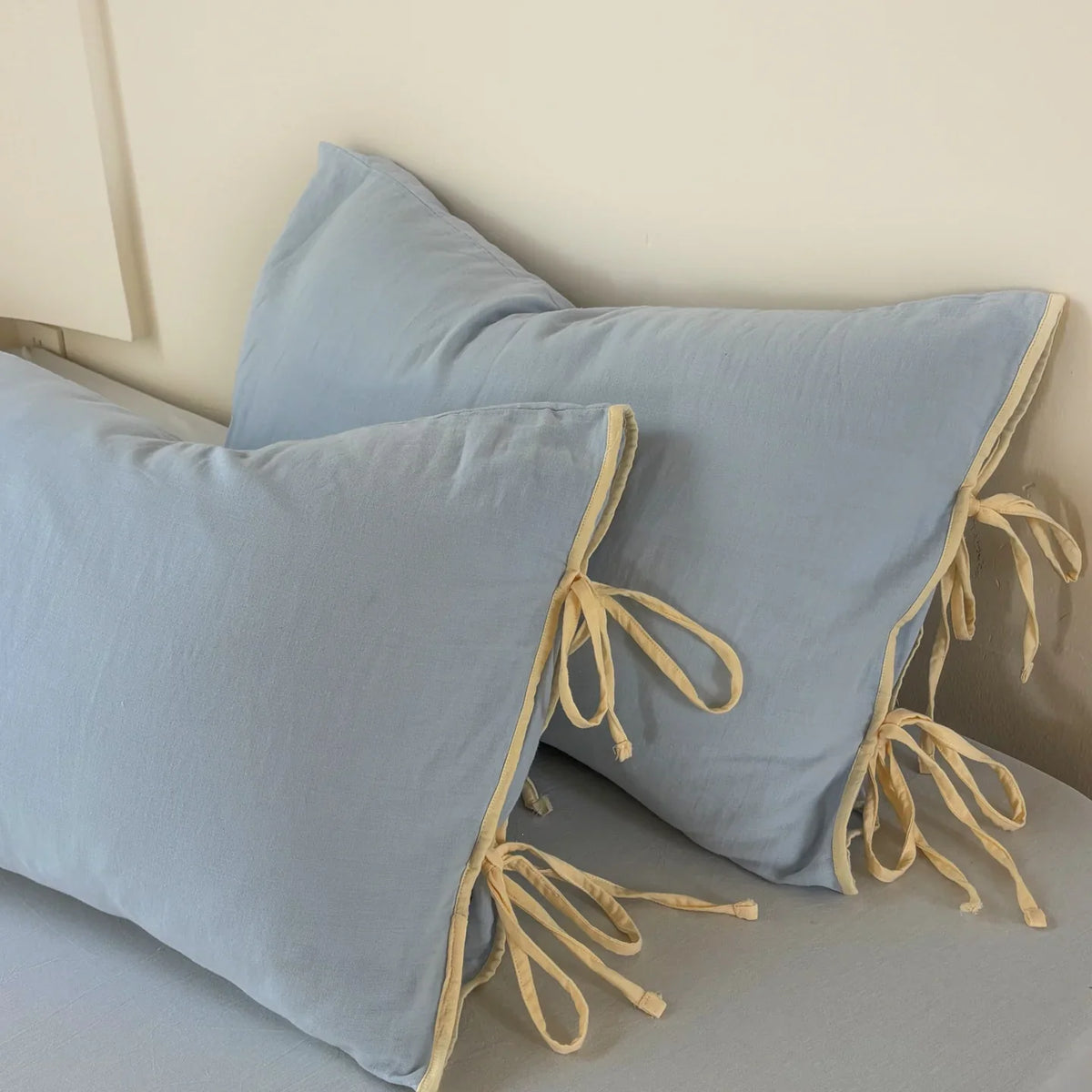 Pillowcase Set Washed Linen Look & Decorative Ties