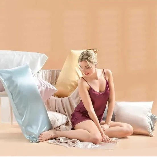 Pillowcase Silk-Like Polyester Breathable Concealed Zipper
