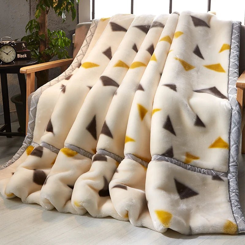 Polyester Blanket – Antistatic Warmth Without the Heavy Feel