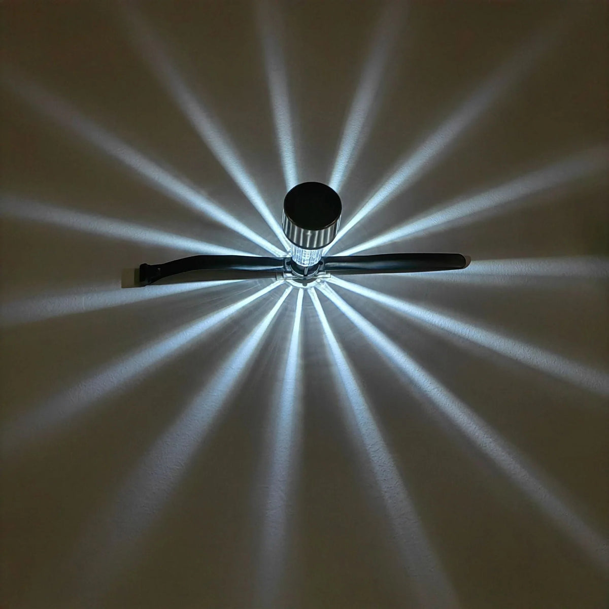 Pool Rail Lights Solar-Powered Snap-On Automatic