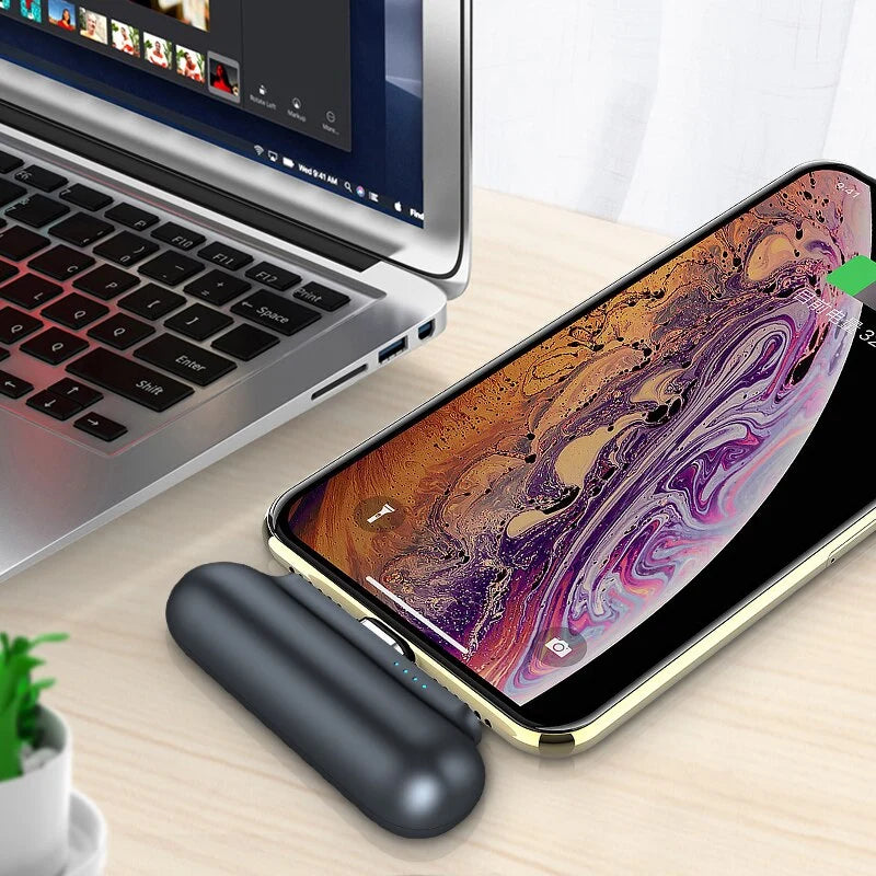 Portable Power Bank Magnetic Charging 2600mAh