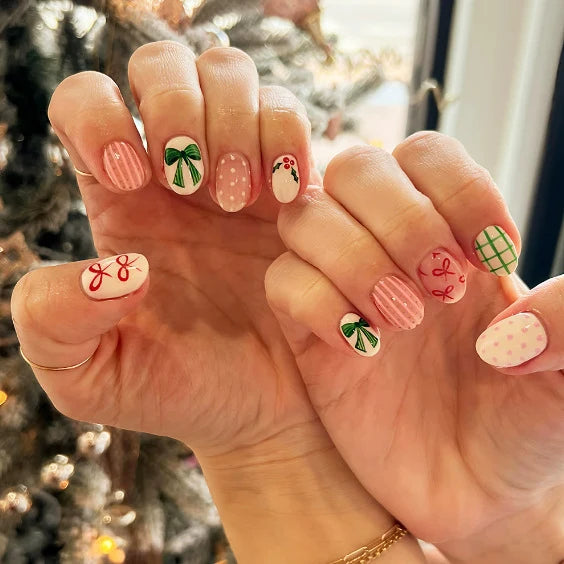 Press-On Nail Set Festive Designs Easy-Apply & Long-Lasting