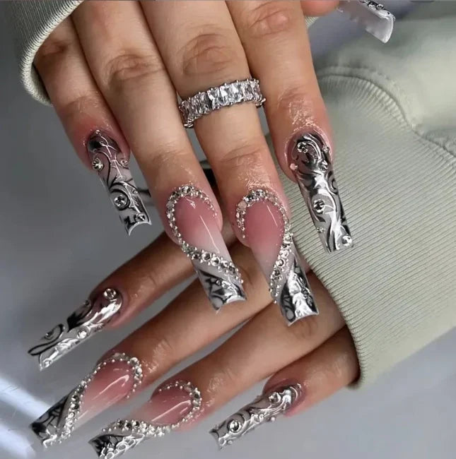 Press-On Nails Peel-And-Press Festive Designs Chip-Resistant