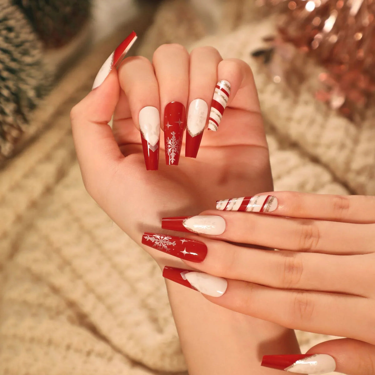 Press-On Nails Reusable Skin-Friendly Holiday Designs