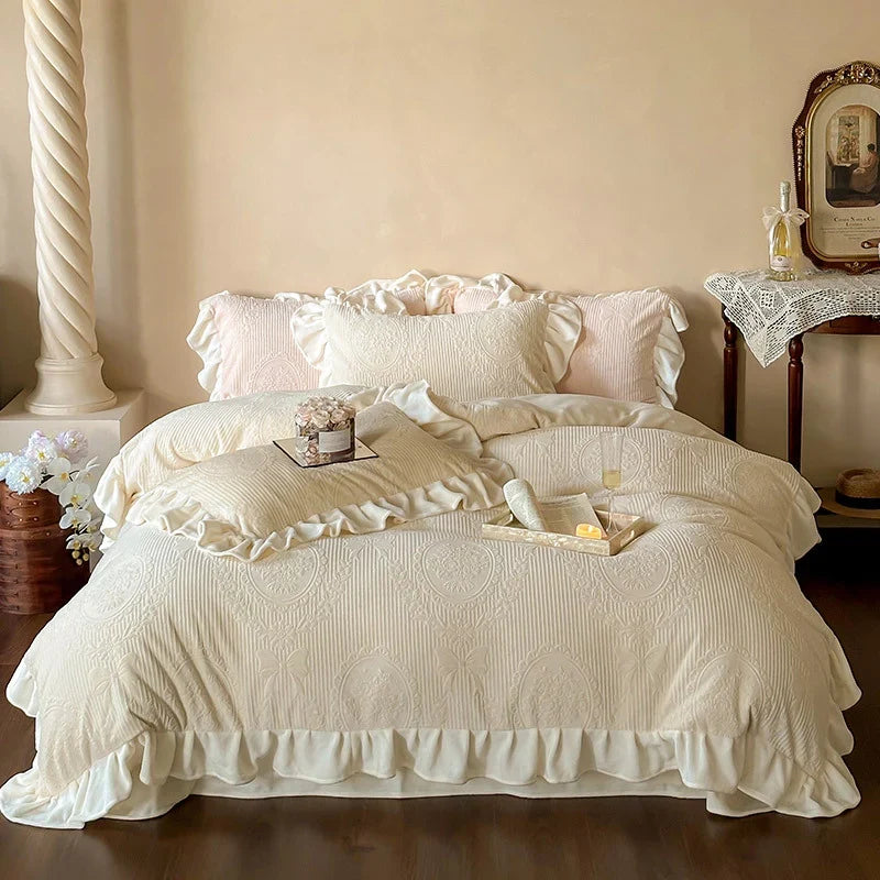 Quilted Bedding Set Breathable Jacquard Medallion & Ruffle Accents