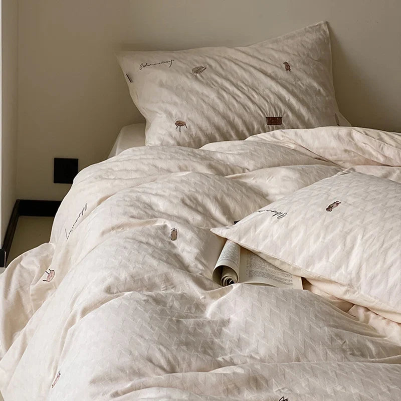 Quilted Bedding Set Organic Cotton Hand-Embroidered 4 Piece