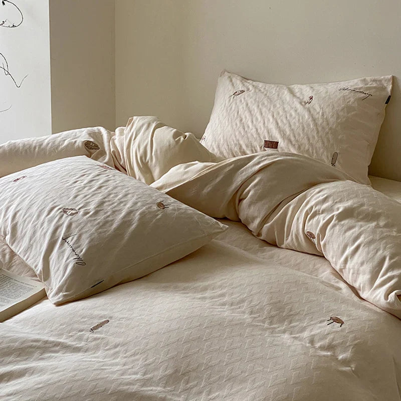 Quilted Bedding Set Organic Cotton Hand-Embroidered 4 Piece