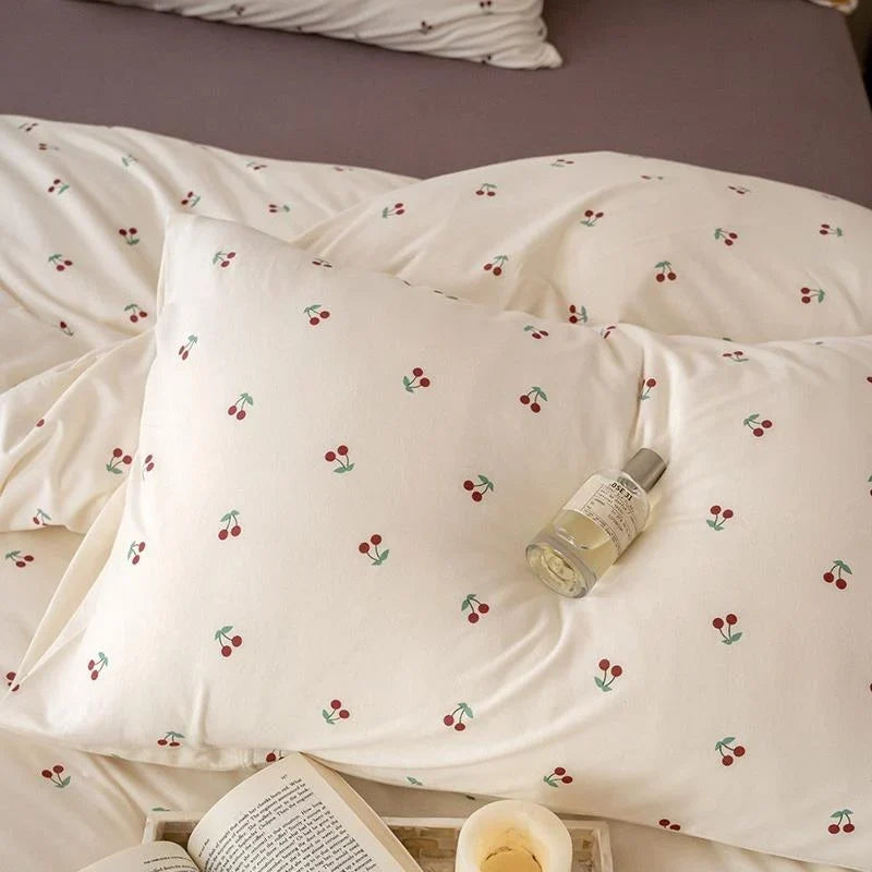 Quilted Bedding Set Vintage Floral Breathable Cotton & Even Warmth