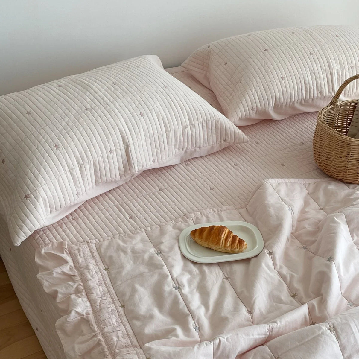 Quilted Bedspread Set Soft Cotton Blend Machine Washable