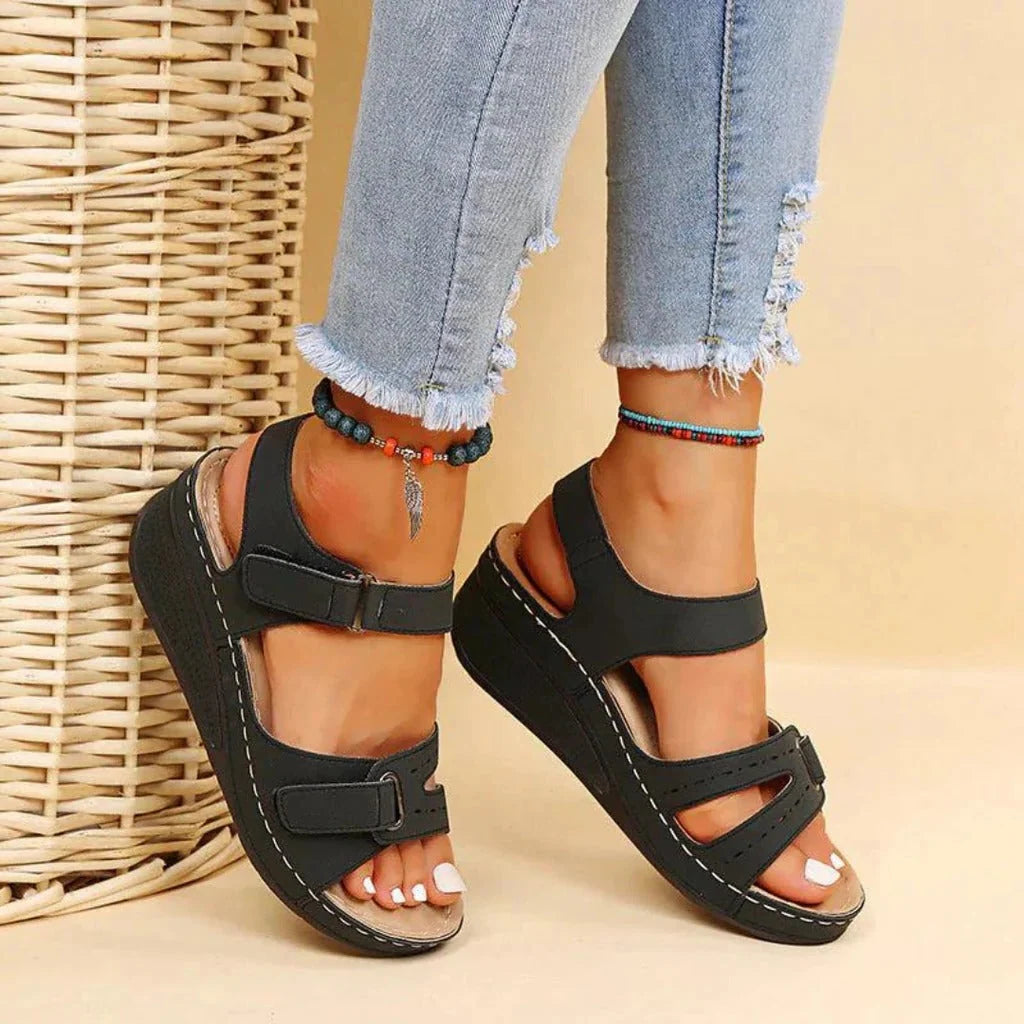Sandals Contoured Arch Support & Flexible Sole