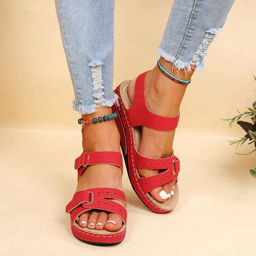 Sandals Contoured Arch Support & Flexible Sole