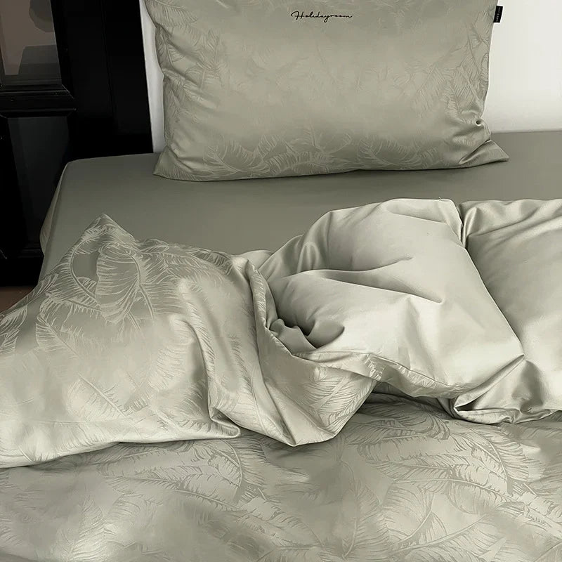 Satin Bedding Set Embossed Monstera Wrinkle-Resistant & Breathable