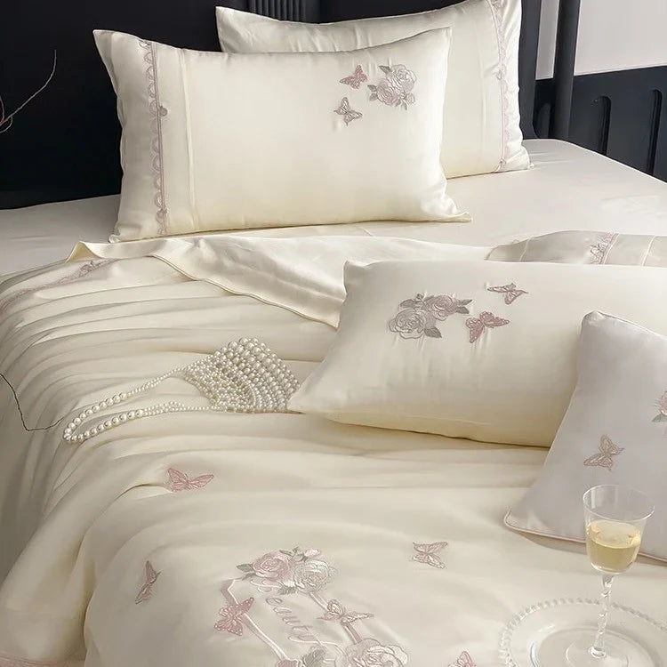 Satin Bedding Set Embroidered Breathable 4 Piece