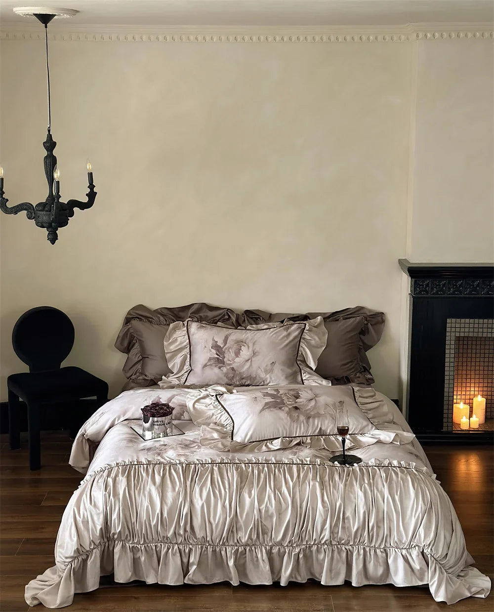 Satin Bedding Set Temperature-Regulating Silky-Matte Floral Ruffles