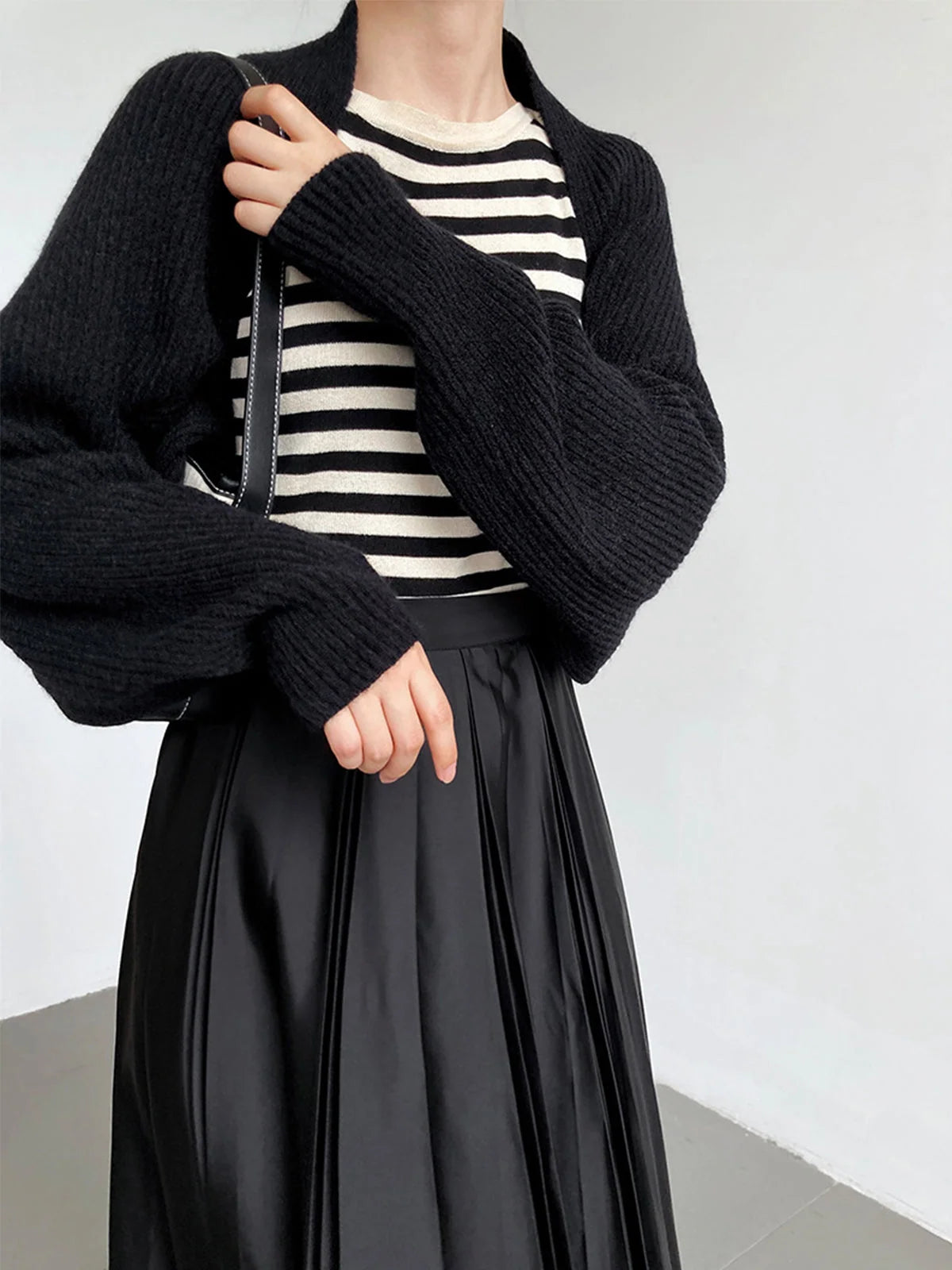 Shrug Cardigan Viscose Blend Shift Fit