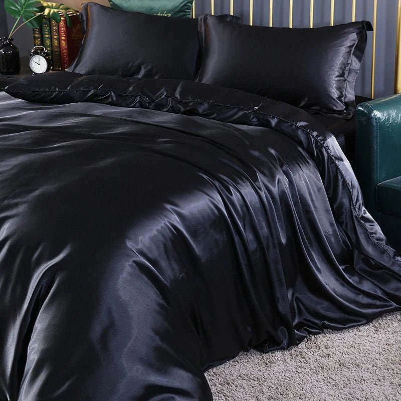 Silk Bedding Set Temperature-Regulating Moisture-Wicking 4 Piece
