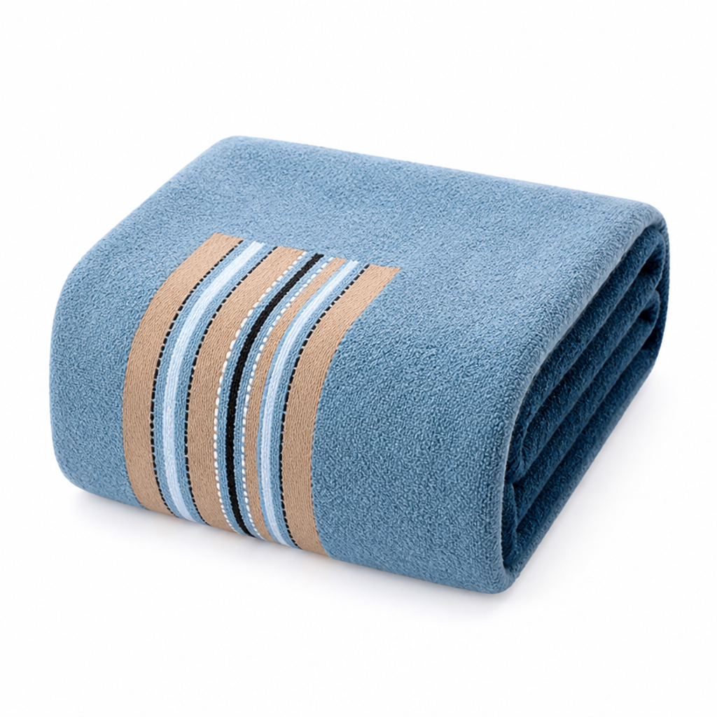 Soft Plush Nordic-Style Machine-Washable Throw Blanket
