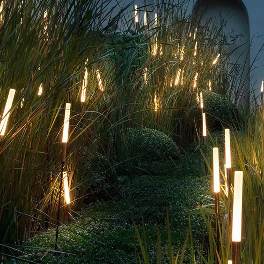 Solar Garden Lights Reed-Style Solar-Powered Weatherproof