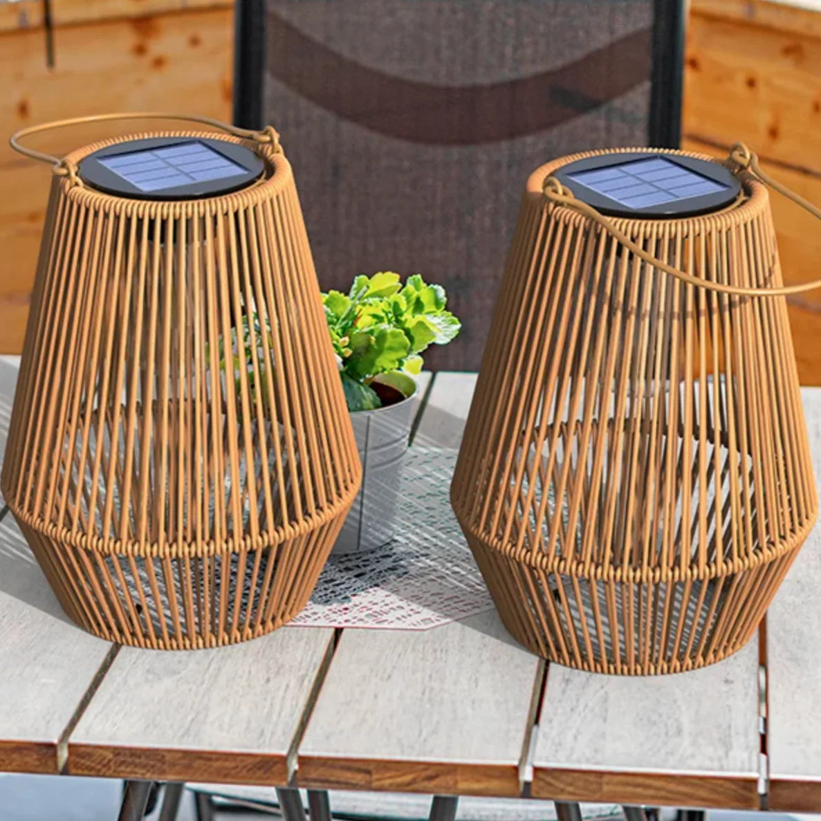 Solar Lantern Woven Rattan IP65 Weather-Resistant