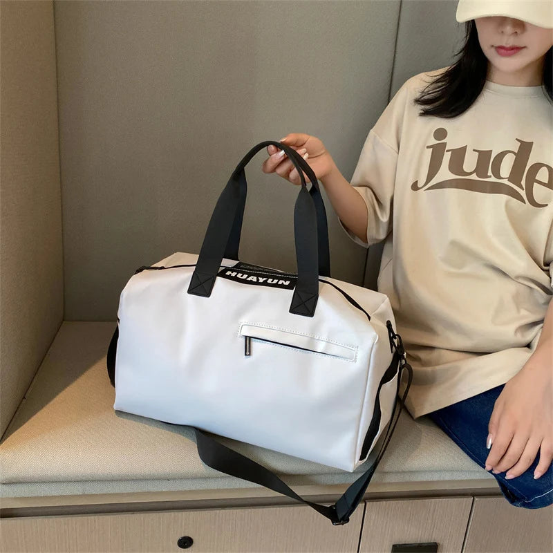 Sports Duffel Bag Water-Resistant Multiple Pockets & Adjustable Strap
