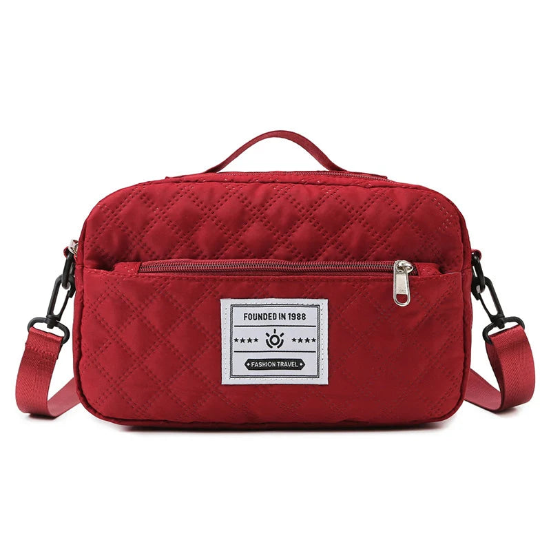 Sports Travel Bag Waterproof Spacious Quilted Detachable Strap