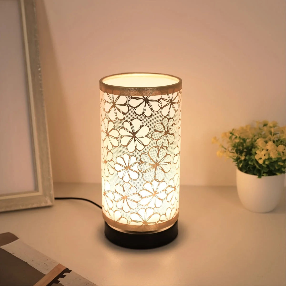Table Lamp Floral USB-Powered Integrated LED
