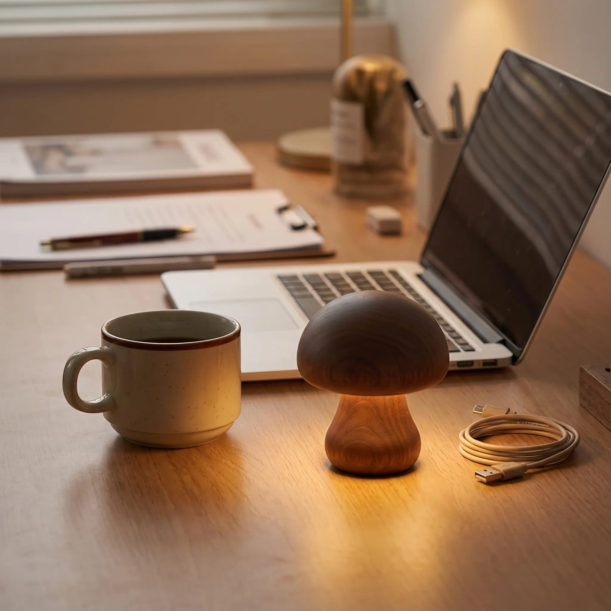 Table Lamp Mushroom Design Wooden USB-Rechargeable Dimmable
