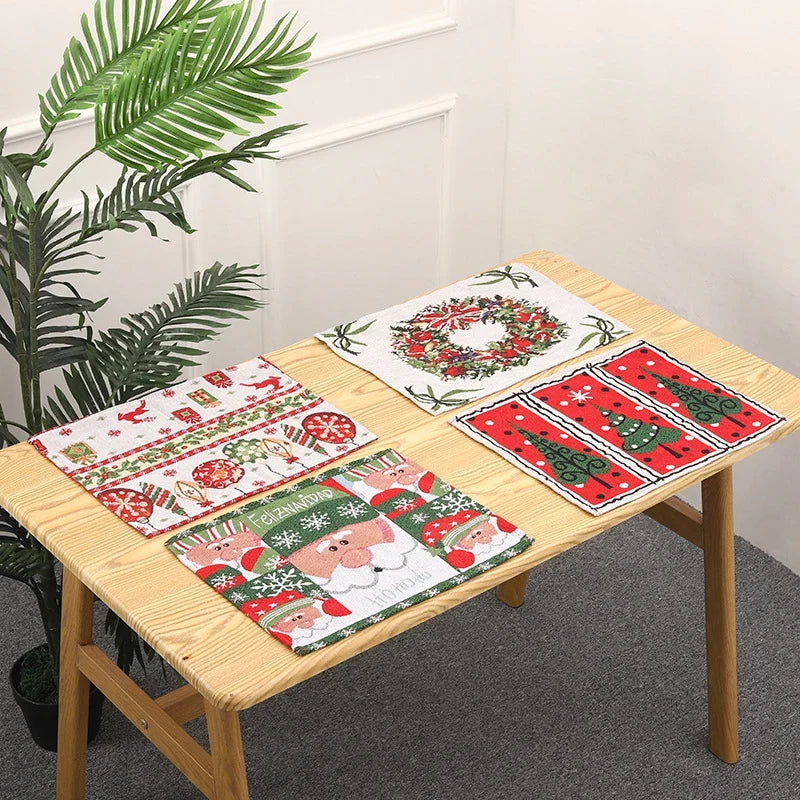 Tablecloth Christmas Tree Motif Machine Washable & Quick-Drying
