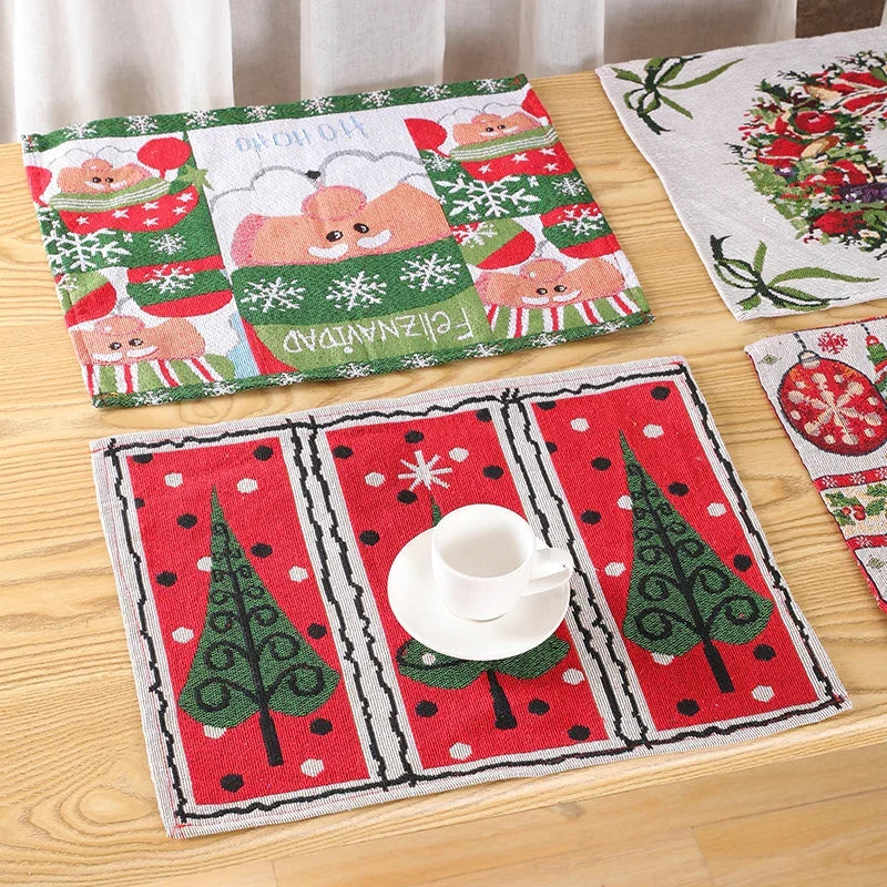 Tablecloth Christmas Tree Motif Machine Washable & Quick-Drying