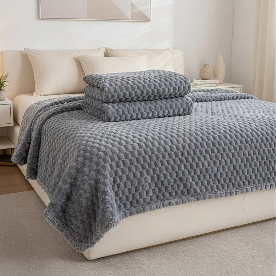 Throw Blanket Plush Velvet Plaid Warm & Cozy