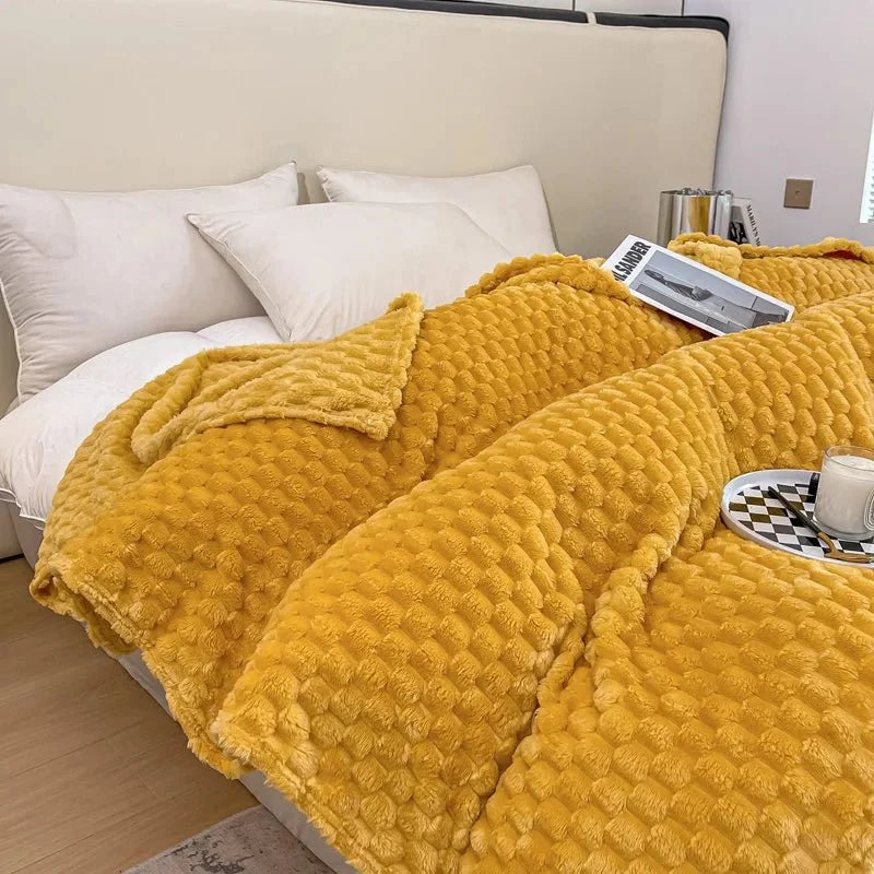 Throw Blanket Plush Velvet Plaid Warm & Cozy